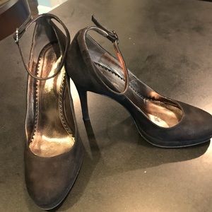 BCBGMAXAZERIA Black Suede Heels